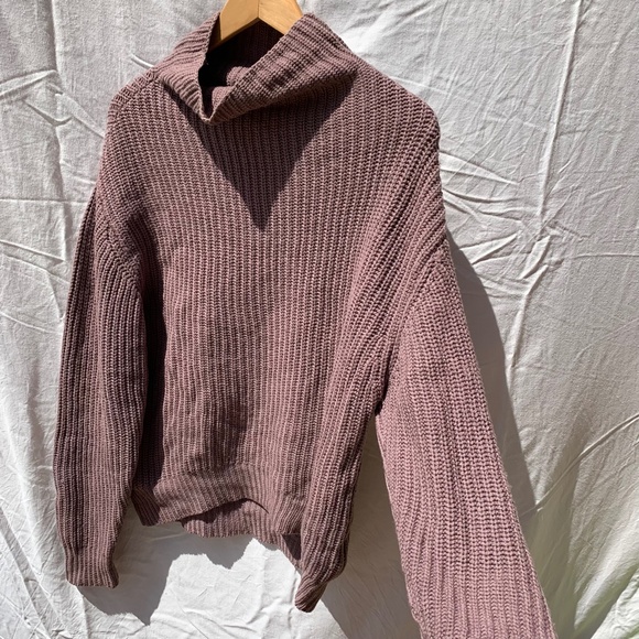 Aritzia Wilfred Montpellier Sweater - Picture 3 of 5